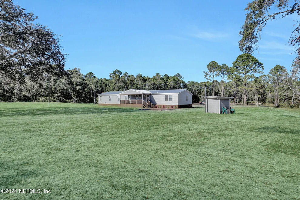 Unit for sale at 141 WOODS Road, San Mateo, FL 32187