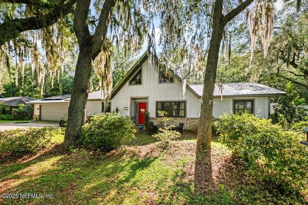 Unit for sale at 407 LAKESHORE Drive, Starke, FL 32091