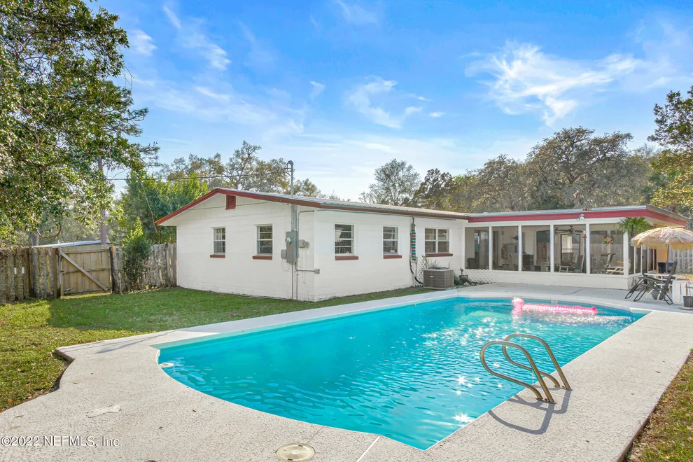 Unit for sale at 110 CEDAR Street, Palatka, FL 32177