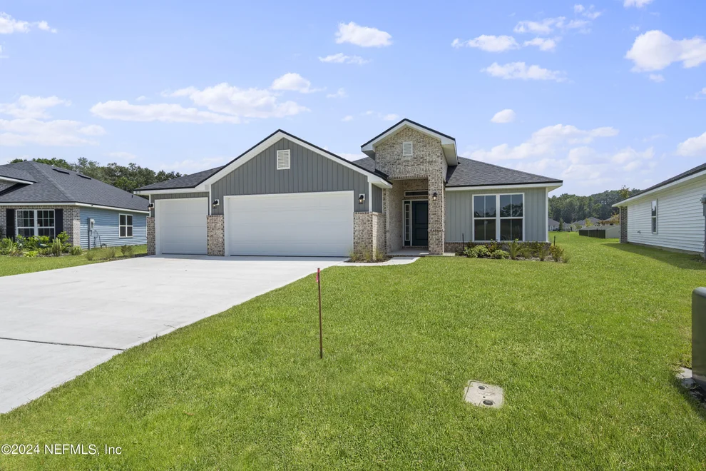 Unit for sale at 8235 HELMSLEY Boulevard, Jacksonville, FL 32219