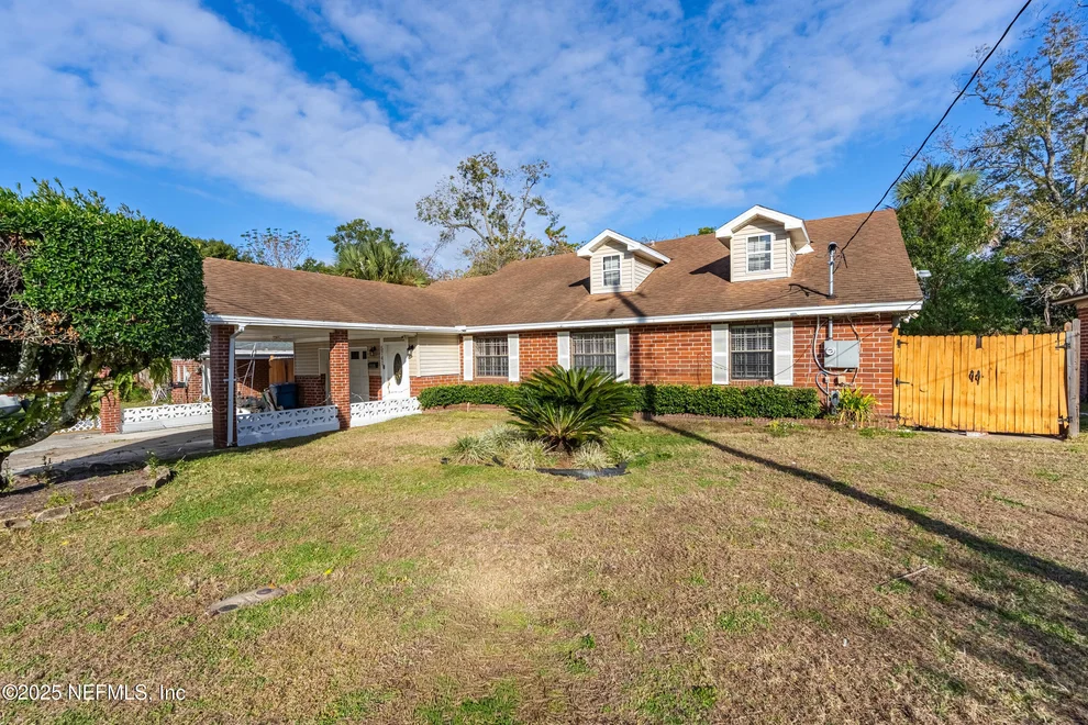 Unit for sale at 5741 LAKE LUCINA Drive N, Jacksonville, FL 32211