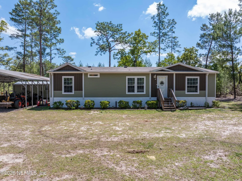 Unit for sale at 221 MAGNOLIA Road, Hawthorne, FL 32640