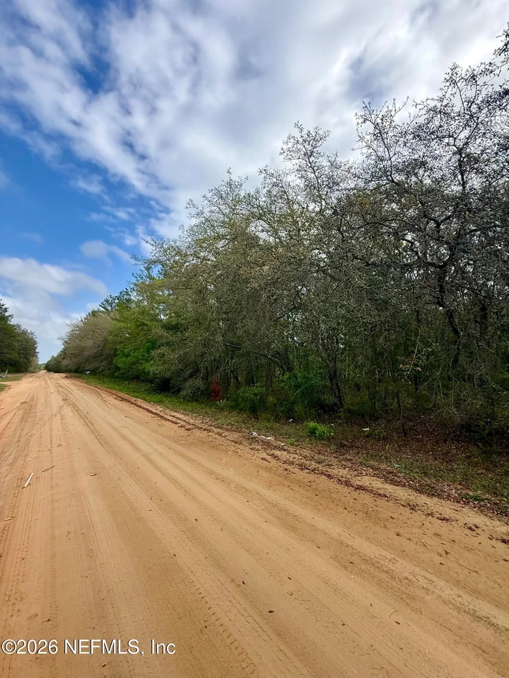 Unit for sale at XXX NEILSEN Avenue, Interlachen, FL 32148