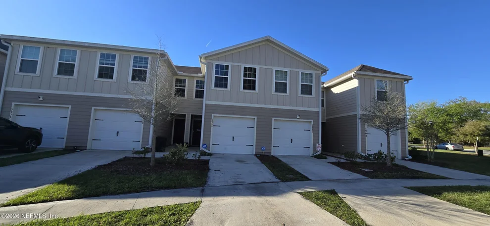 Unit for sale at 5960 CREEKSIDE CROSSING Drive, Jacksonville, FL 32210