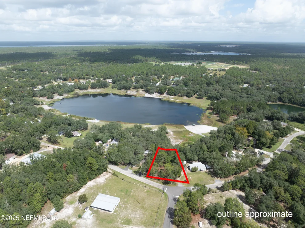 Unit for sale at 6956 DEER SPRINGS Road, Keystone Heights, FL 32656