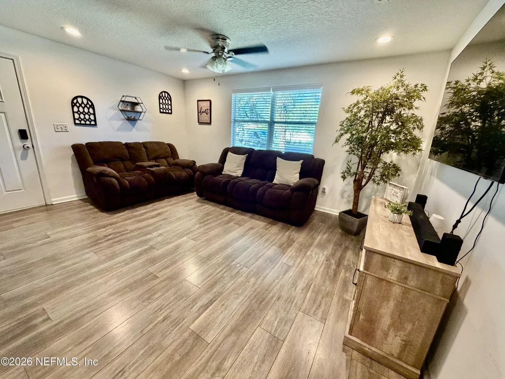 Unit for sale at 4751 LINCREST Drive N, Jacksonville, FL 32208