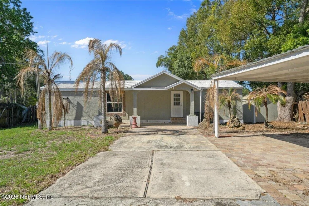 Unit for sale at 105 LAKE SHORE Court, Crescent City, FL 32112