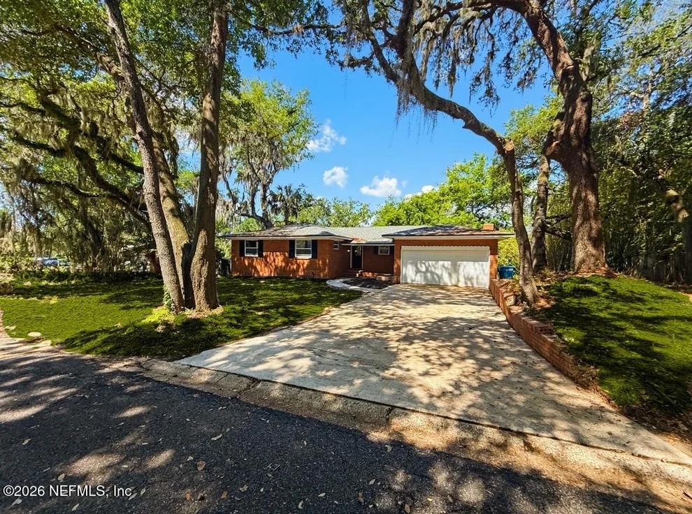 Unit for sale at 10135 LAKEVIEW Road W, Jacksonville, FL 32225