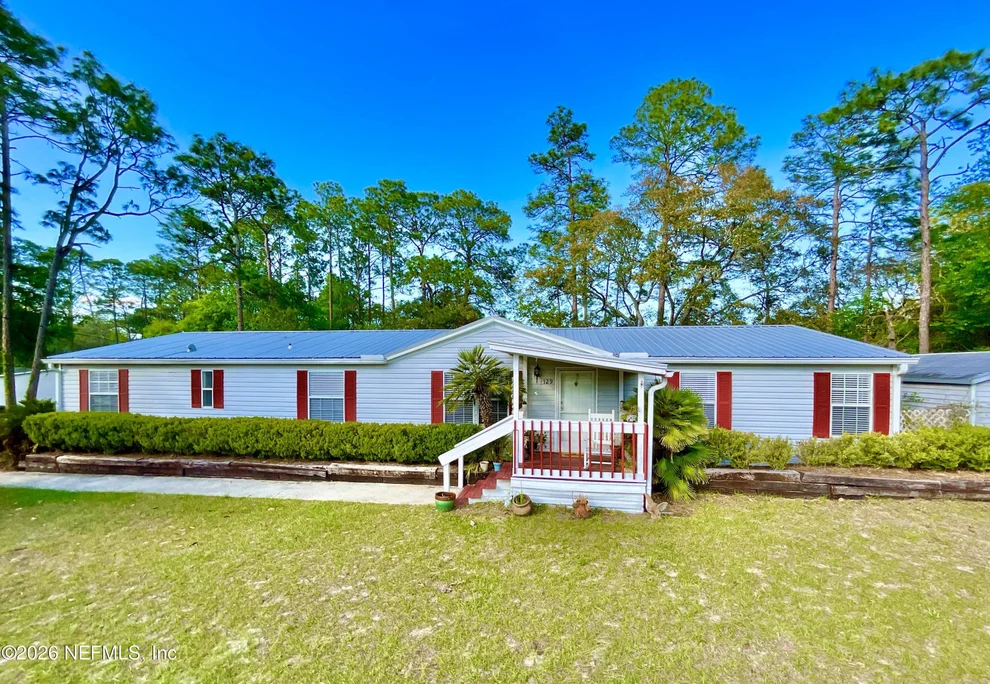 Unit for sale at 129 CRYSTAL LAKE Drive, Melrose, FL 32666