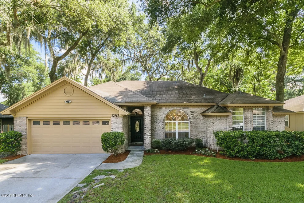 Unit for sale at 10943 HEATHFIELD Road, Jacksonville, FL 32225