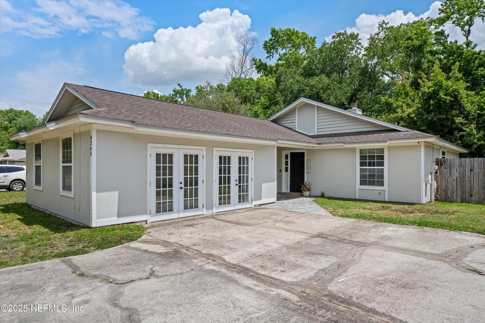Unit for sale at 8265 LAKE WOODBOURNE Drive E, Jacksonville, FL 32217