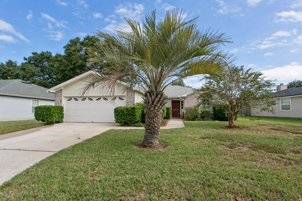 Unit for sale at 825 LONG LAKE Drive, Jacksonville, FL 32225