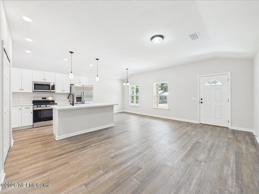 Unit for sale at 116 MOSELEY Avenue, Palatka, FL 32177
