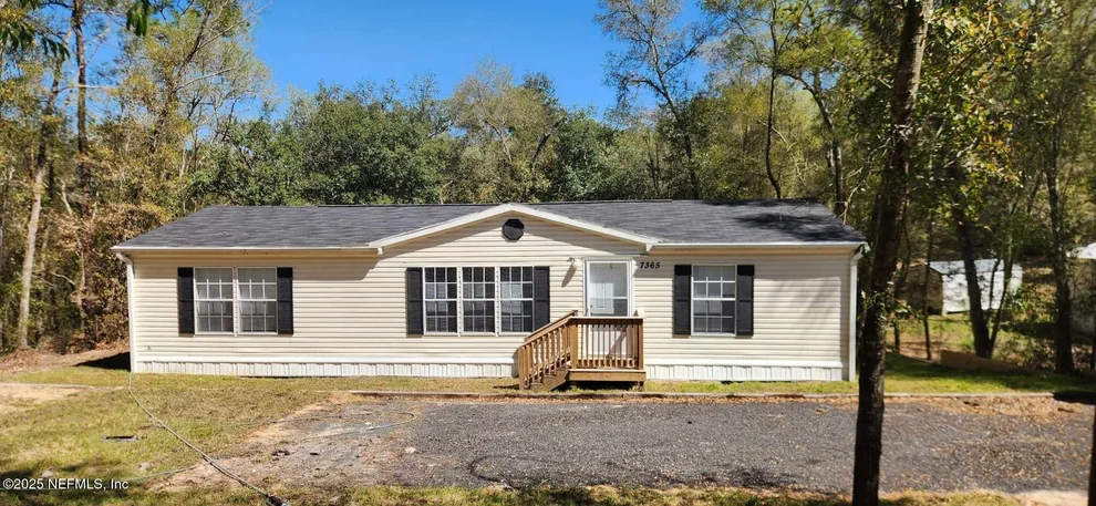 Unit for sale at 7365 YALE Street, Keystone Heights, FL 32656