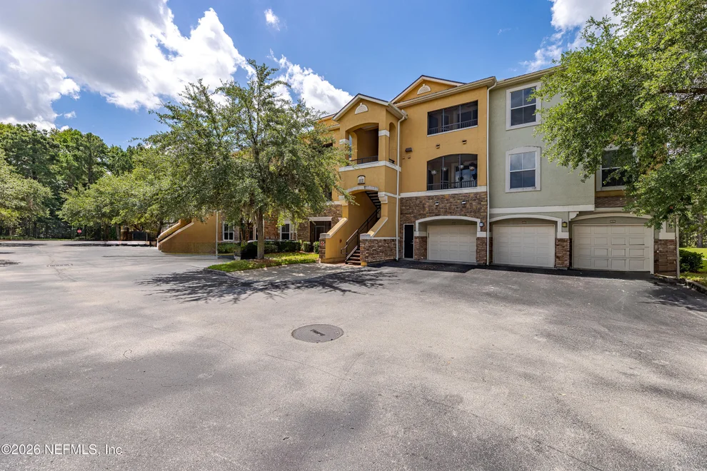 Unit for sale at 8539 GATE Parkway, Jacksonville, FL 32216