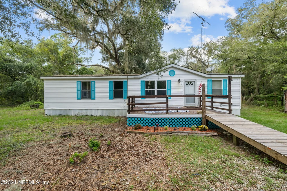 Unit for sale at 5476 LEANING OAK Drive, Melrose, FL 32666