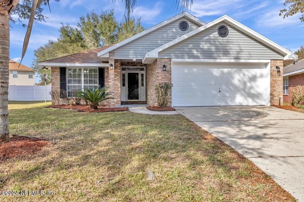 Unit for sale at 2720 CREEKFRONT Drive, Green Cove Springs, FL 32043