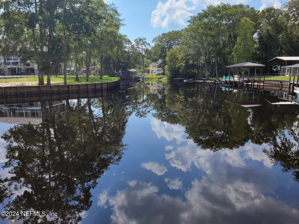 Unit for sale at 4057 LAZY ACRES Road, Middleburg, FL 32068