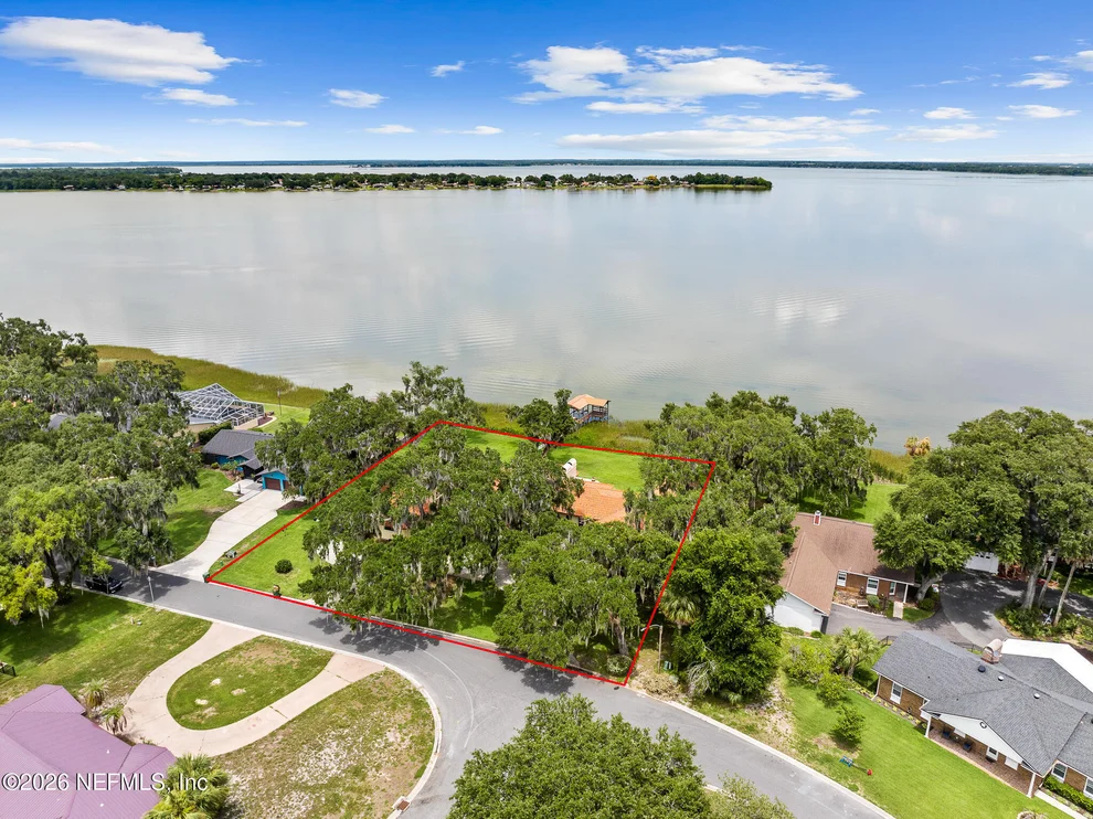 Unit for sale at 1412 MOSSWOOD Drive, Leesburg, FL 34748
