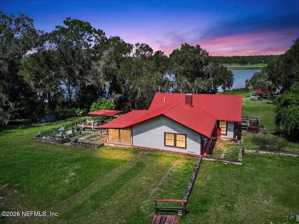 Unit for sale at 316 MACGILL Street, Interlachen, FL 32148