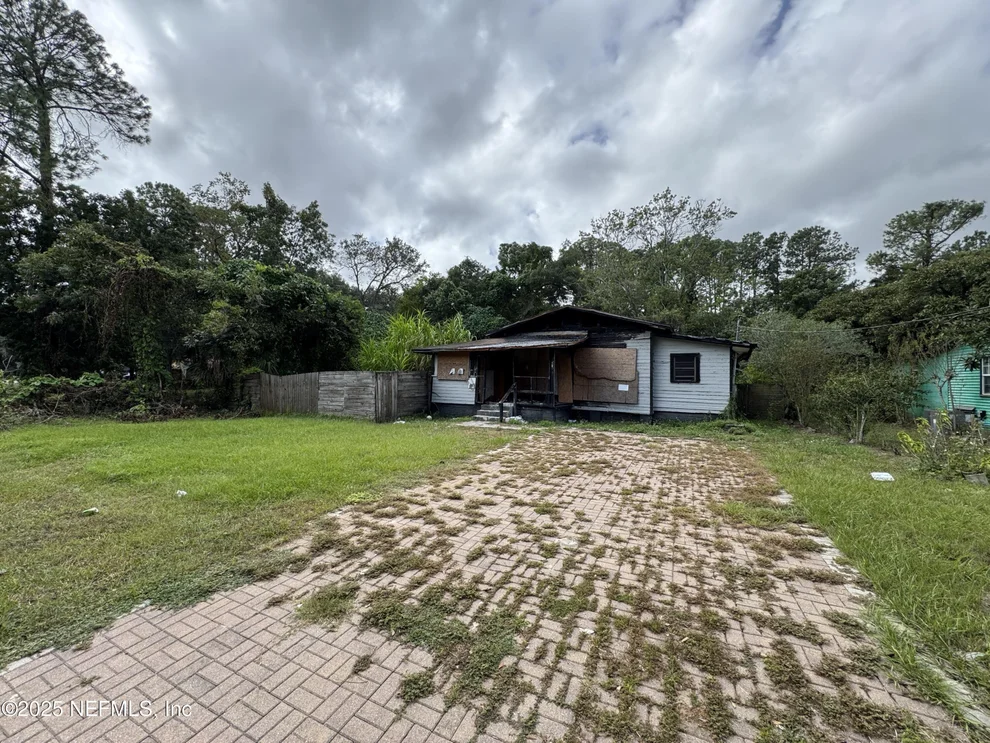 Unit for sale at 7400 FERNANDINA Avenue, Jacksonville, FL 32208