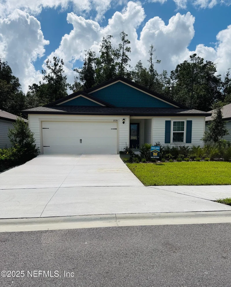 Unit for sale at 37135 WHIPPOORWILL Court, Hilliard, FL 32046