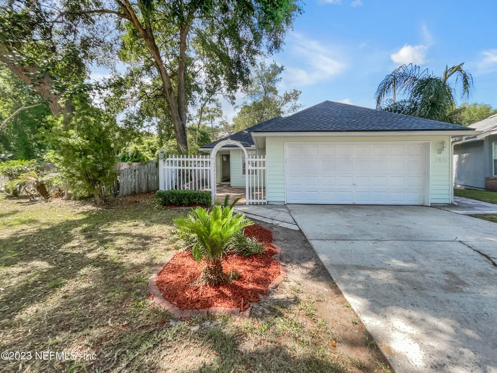 Unit for sale at 7611 LEAFY FOREST Way, Jacksonville, FL 32277