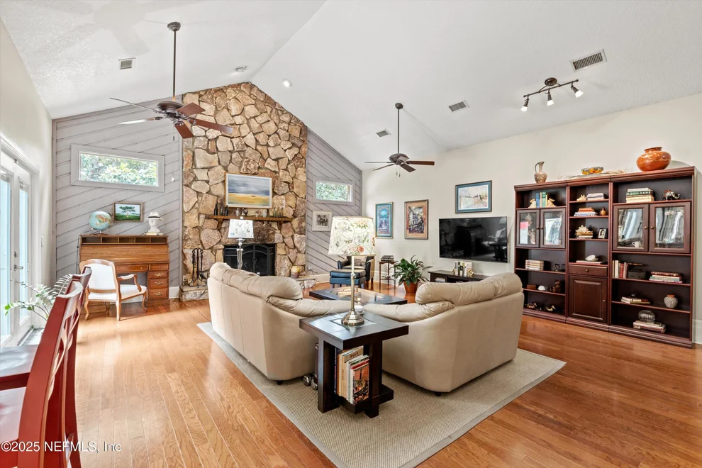 Unit for sale at 4654 ORTEGA FARMS Circle, Jacksonville, FL 32210