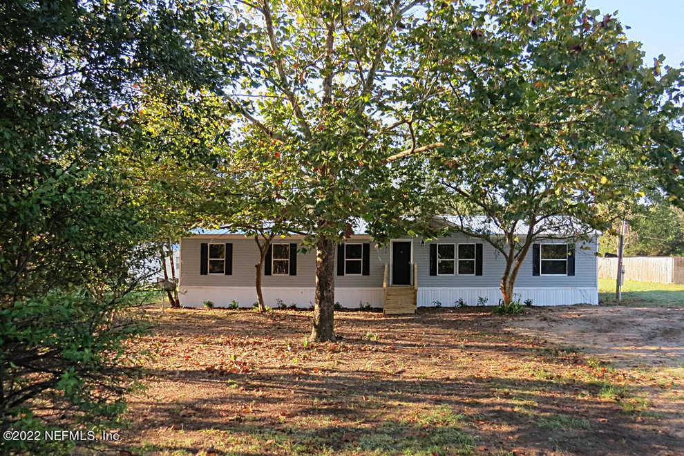 Unit for sale at 119 DEERSKIN Avenue, Satsuma, FL 32189