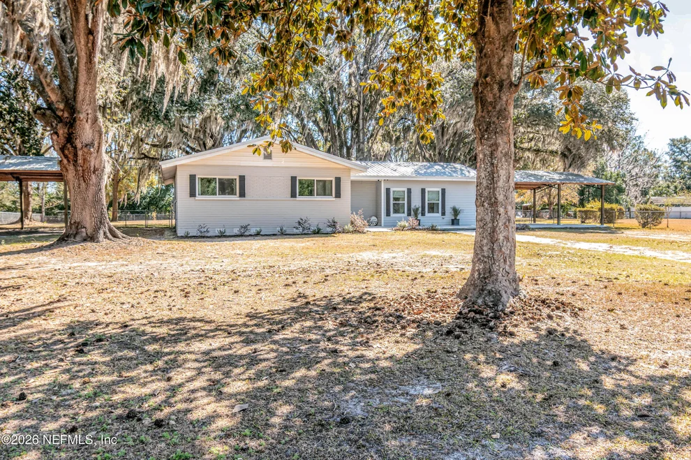 Unit for sale at 580 NE 3RD Street, Lake Butler, FL 32054