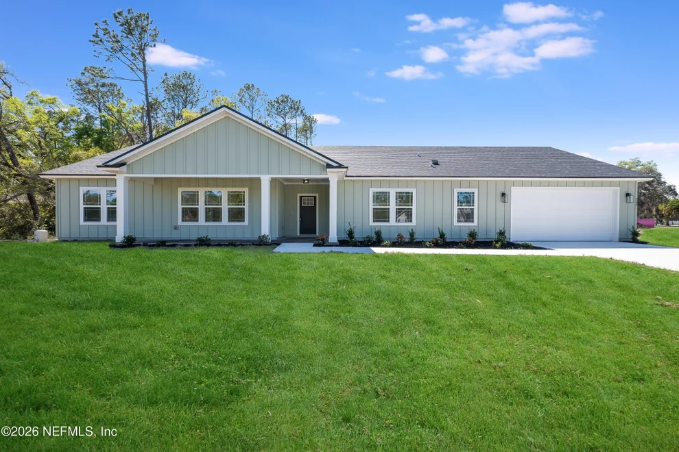 Unit for sale at 247 ESTATES Drive, Palatka, FL 32177