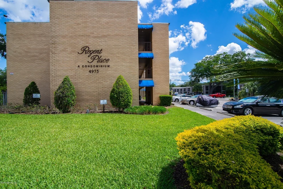 Unit for sale at 4975 SAN JOSE Boulevard, Jacksonville, FL 32207