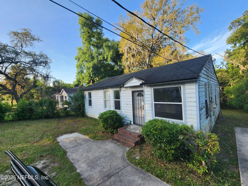 Unit for sale at 7312 N NORTH SHORE Drive, Jacksonville, FL 32208