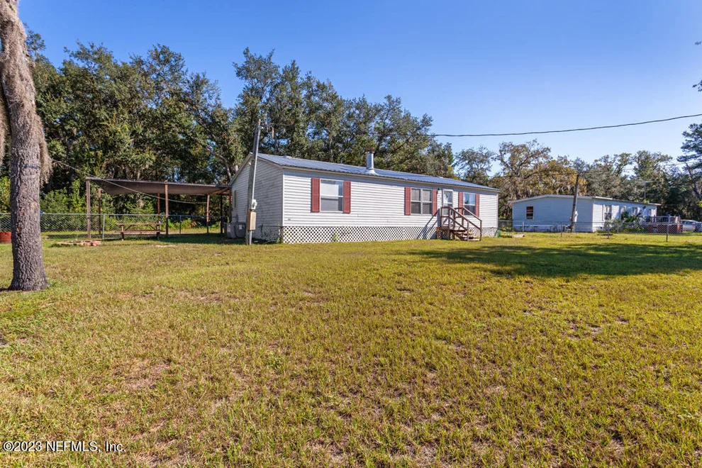 Unit for sale at 123 VIOLET Circle, Interlachen, FL 32148