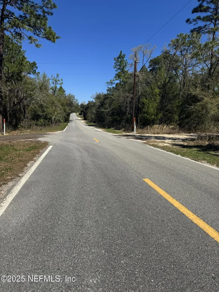Unit for sale at 160 LEMON Street, Pomona Park, FL 32181