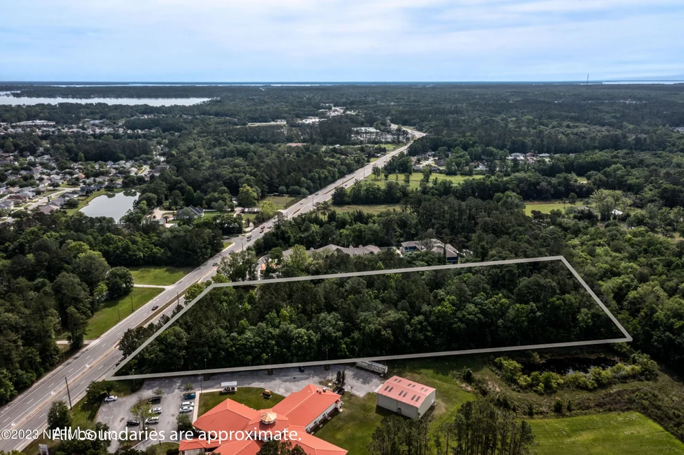 Unit for sale at 2777 COUNTY RD 220, Middleburg, FL 32068