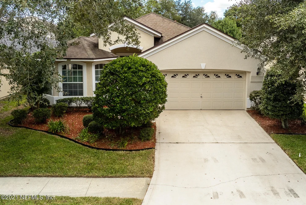 Unit for sale at 700 BELLSHIRE Drive, Orange Park, FL 32065