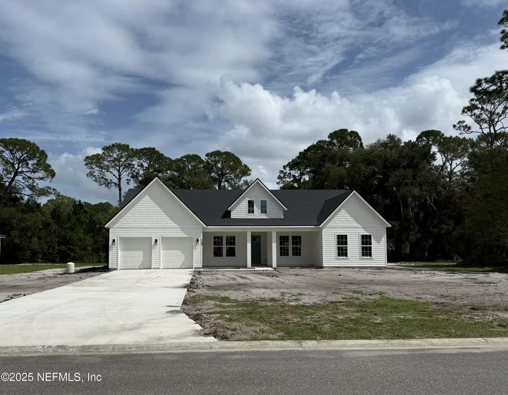 Unit for sale at 137 CRESTVIEW Drive, Palatka, FL 32177