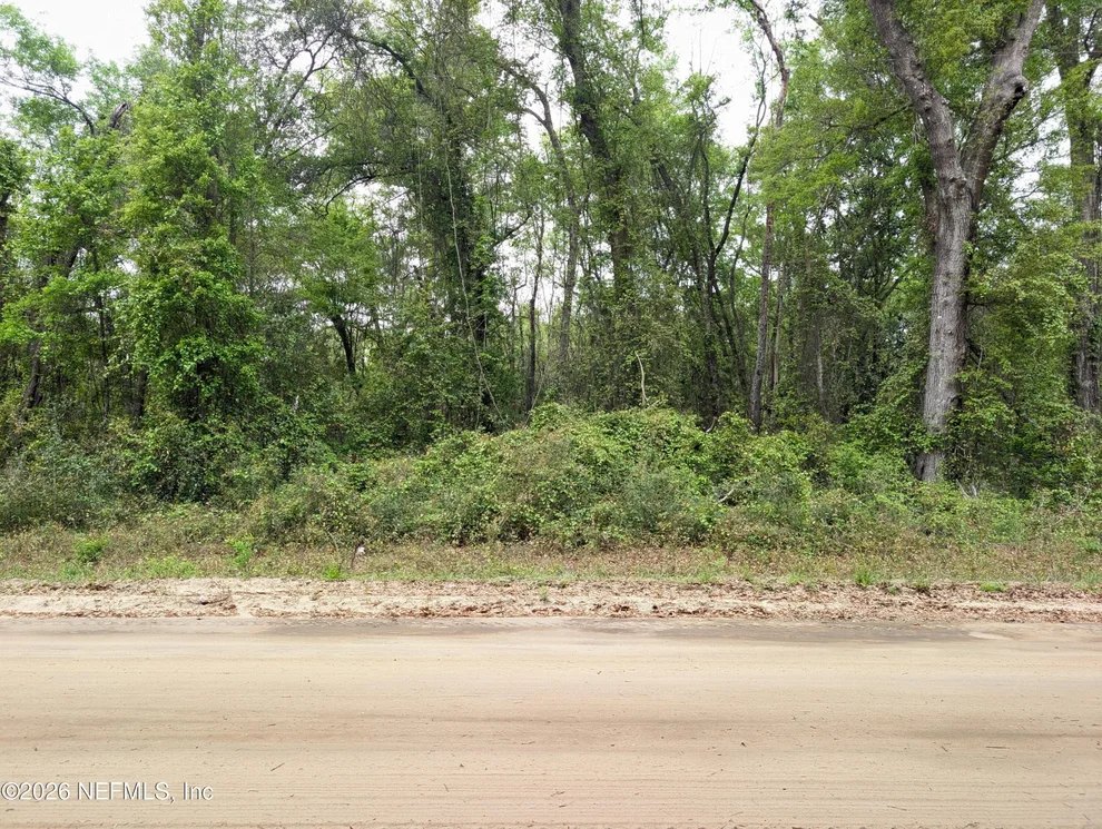 Unit for sale at 0260 WILSON Drive, Interlachen, FL 32148