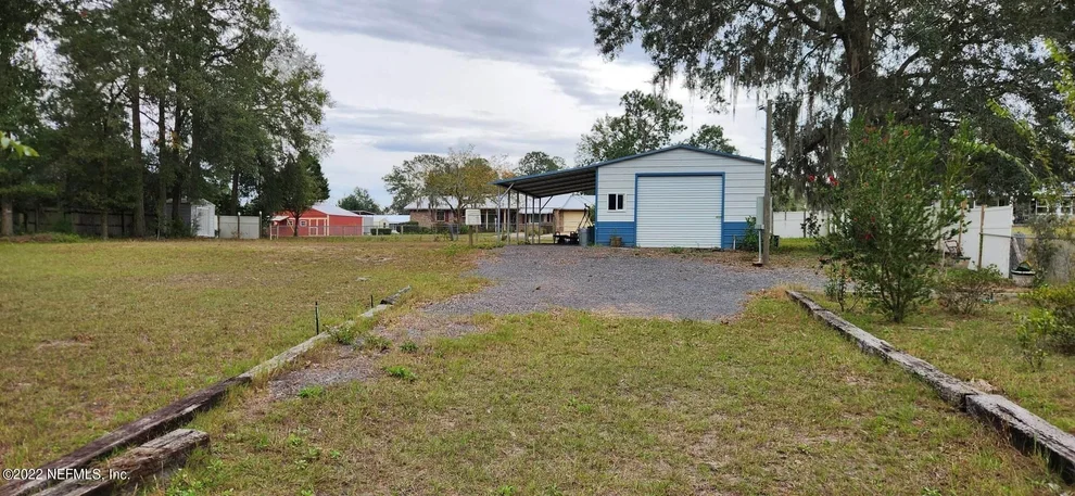 Unit for sale at 832 SE 53 Street, Keystone Heights, FL 32656