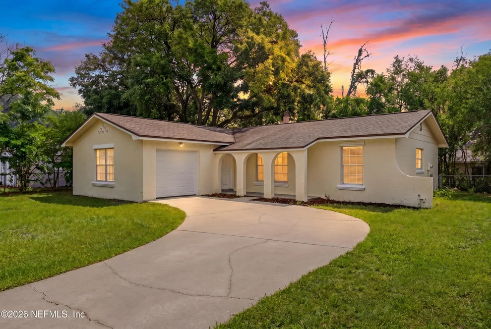 Unit for sale at 8046 TRIUMPH Lane S, Jacksonville, FL 32244