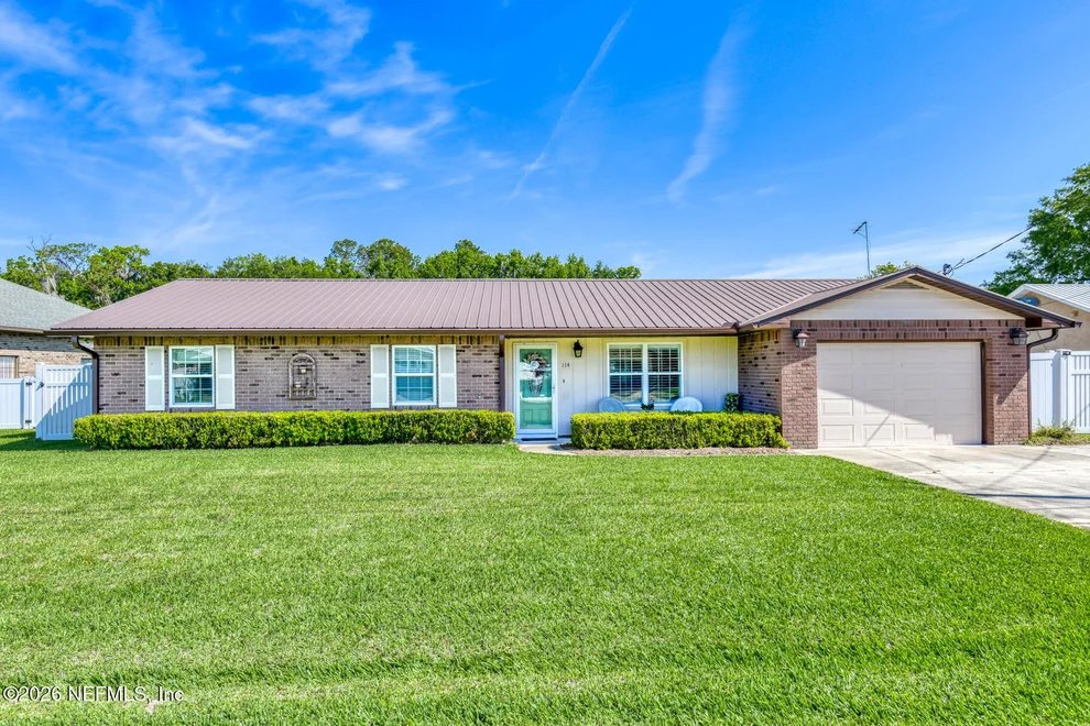 Unit for sale at 114 MAGNOLIA Drive, East Palatka, FL 32131