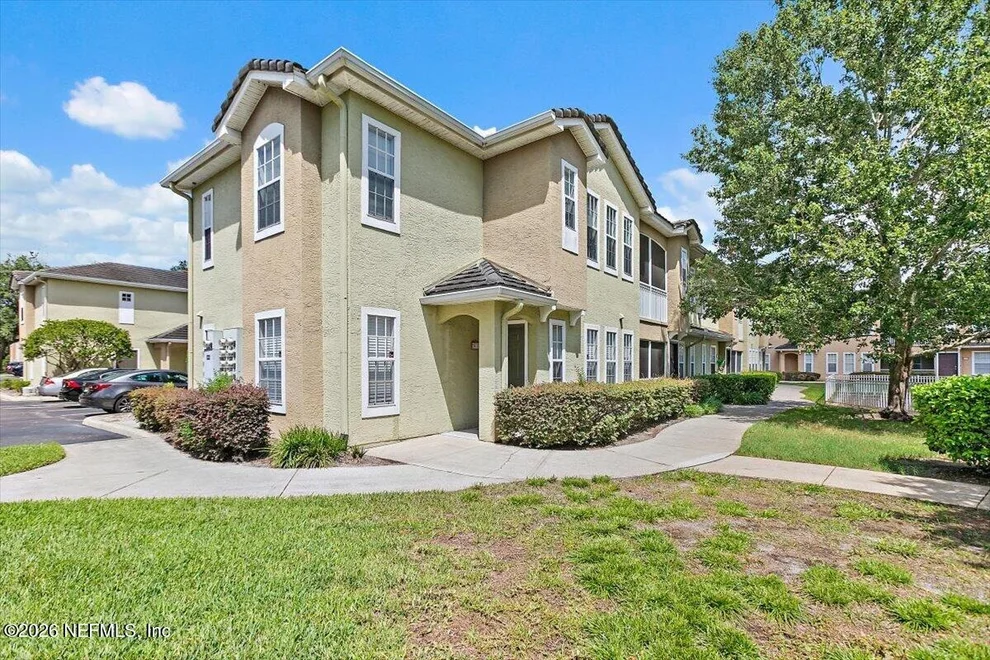 Unit for sale at 10075 GATE Parkway N, Jacksonville, FL 32246