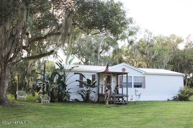 Unit for sale at 202 W FOX Street, Hastings, FL 32145