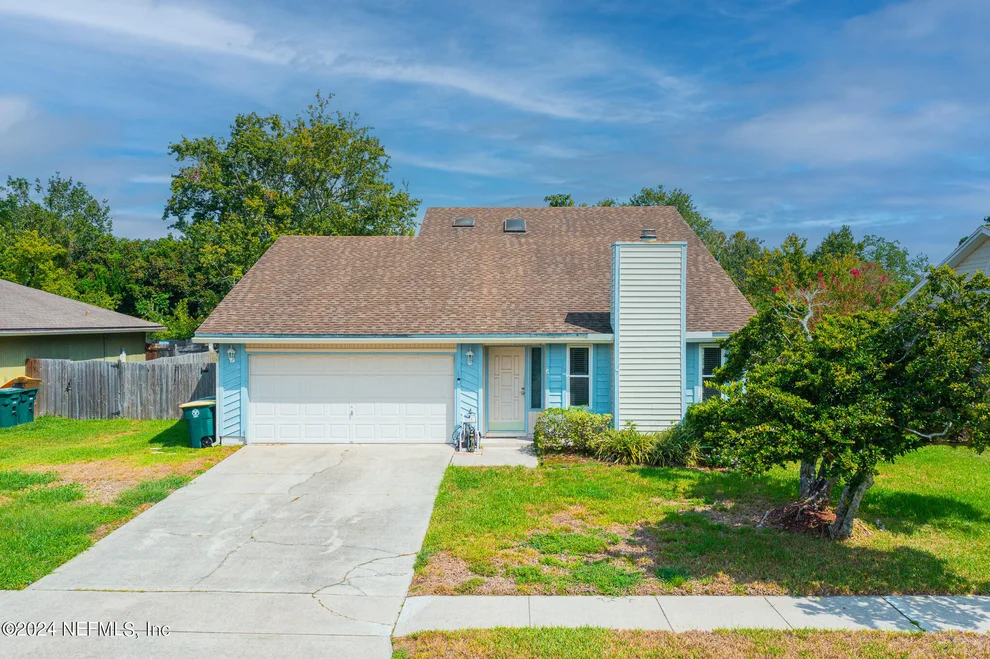 Unit for sale at 4573 CROSSTIE Road N, Jacksonville, FL 32257