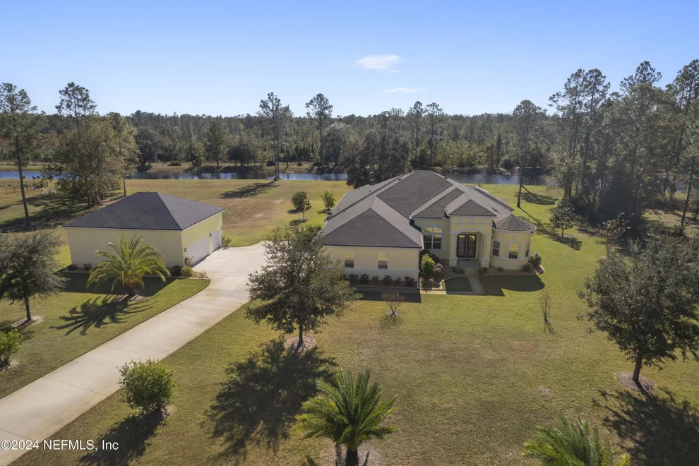 Unit for sale at 9764 KINGS CROSSING Drive, Jacksonville, FL 32219