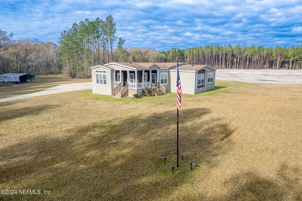 Unit for sale at 9534 NW COUNTY ROAD 229, Starke, FL 32091