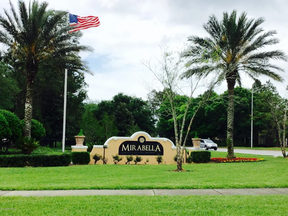 Unit for sale at 10075 GATE Parkway N, Jacksonville, FL 32246