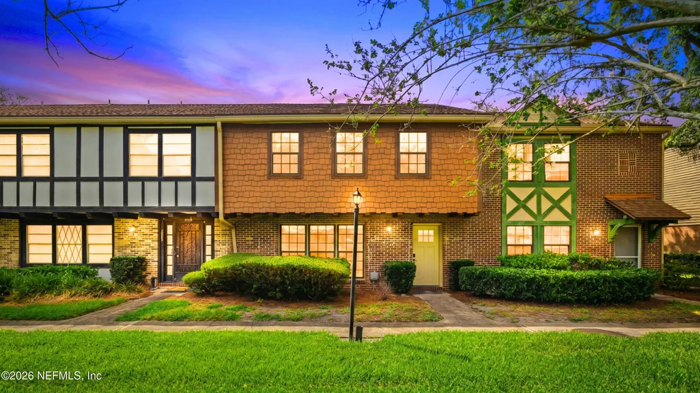 Unit for sale at 8203 SUTTON Place N, Jacksonville, FL 32217