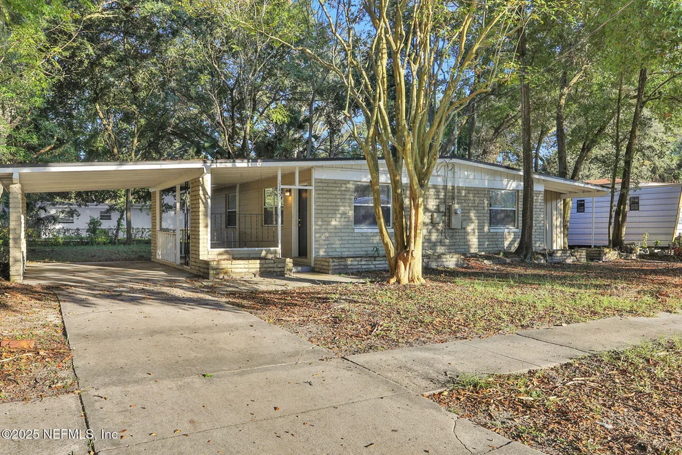 Unit for sale at 3145 PLUMTREE Drive, Jacksonville, FL 32277